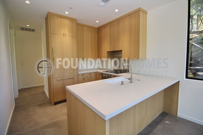 Foto del edificio - Luxury ADU near Cascade Falls - New Constr...
