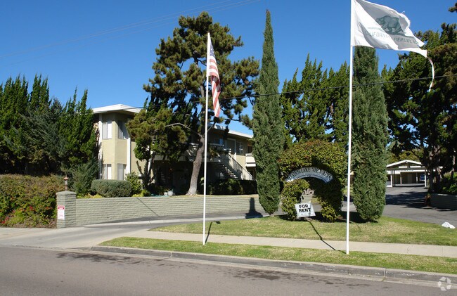 Meadowlake View Apartments - Meadowlake View II Apartments