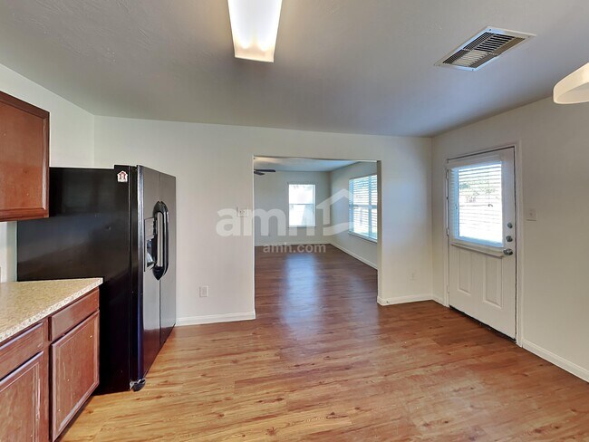 Foto del edificio - 21426 Partha Way