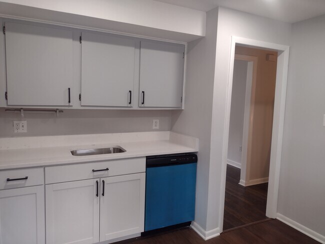 Building Photo - 10 Pickersgill Sq
