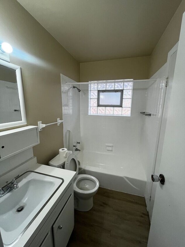 Foto principal - 4321 S Harlem Ave