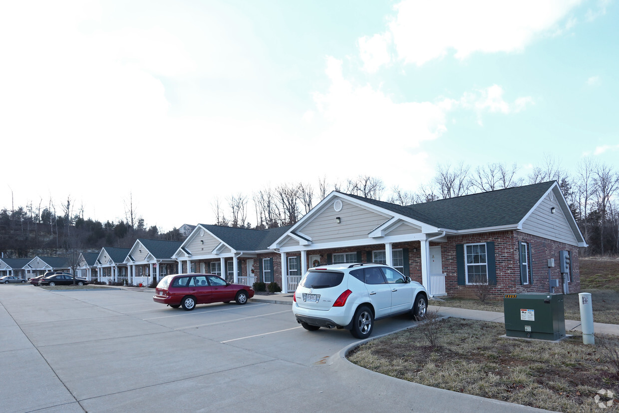 Primary Photo - Sand Hills Place