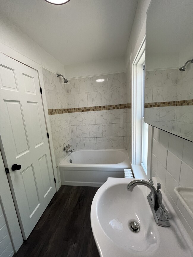Foto del edificio - 1570 Cotton Street, Unit 2