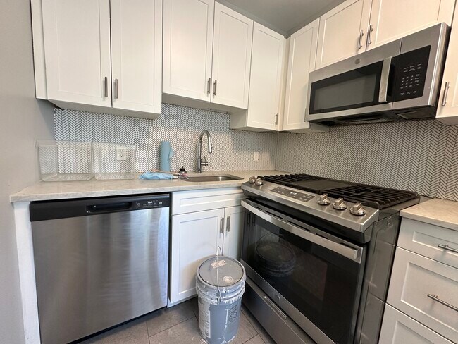 Foto del edificio - 231 Lafayette St