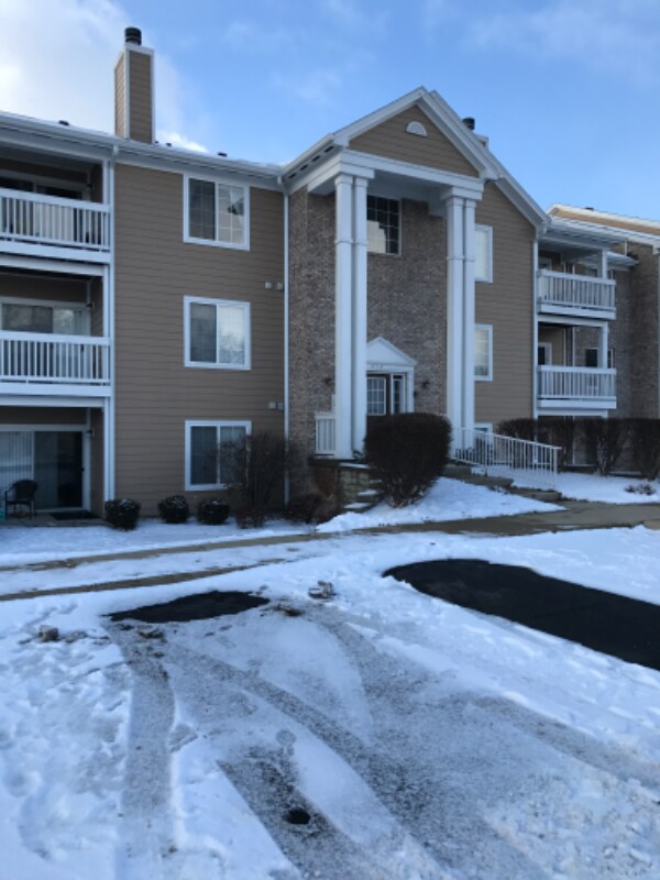 4933 Opal Ridge Ln Unit 206, Indianapolis, IN 46237 Condo for Rent in
