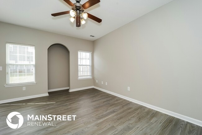 Building Photo - 2506 Capella Cir SW