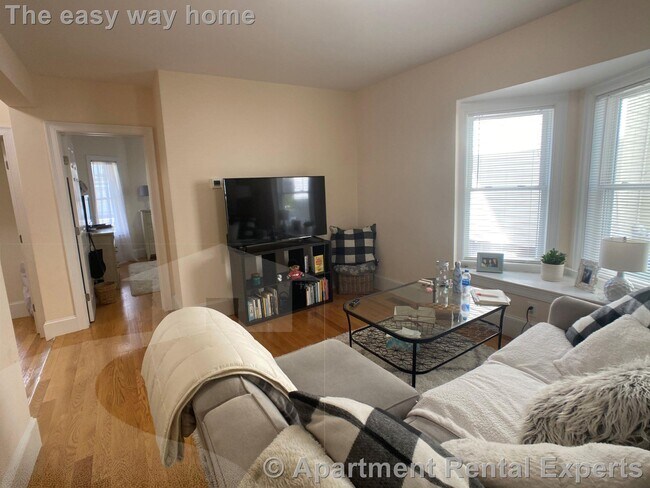 Foto del edificio - 24 Willard Ave