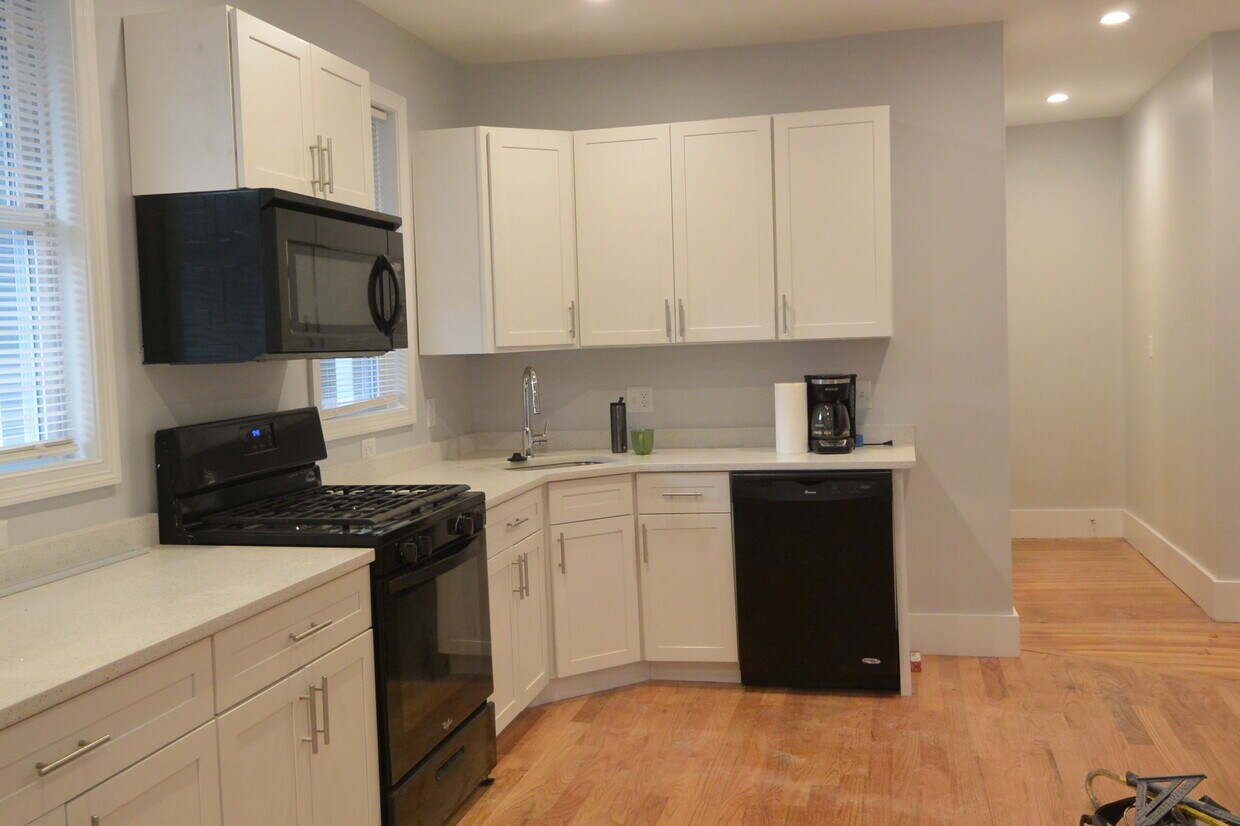Primary Photo - 54 Tremont St
