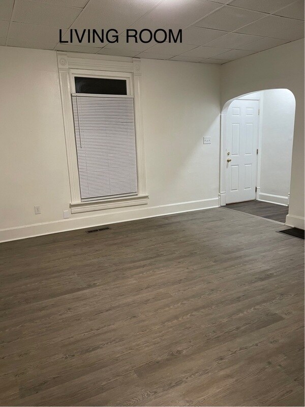 Foto del edificio - 504 Ruddle Ave