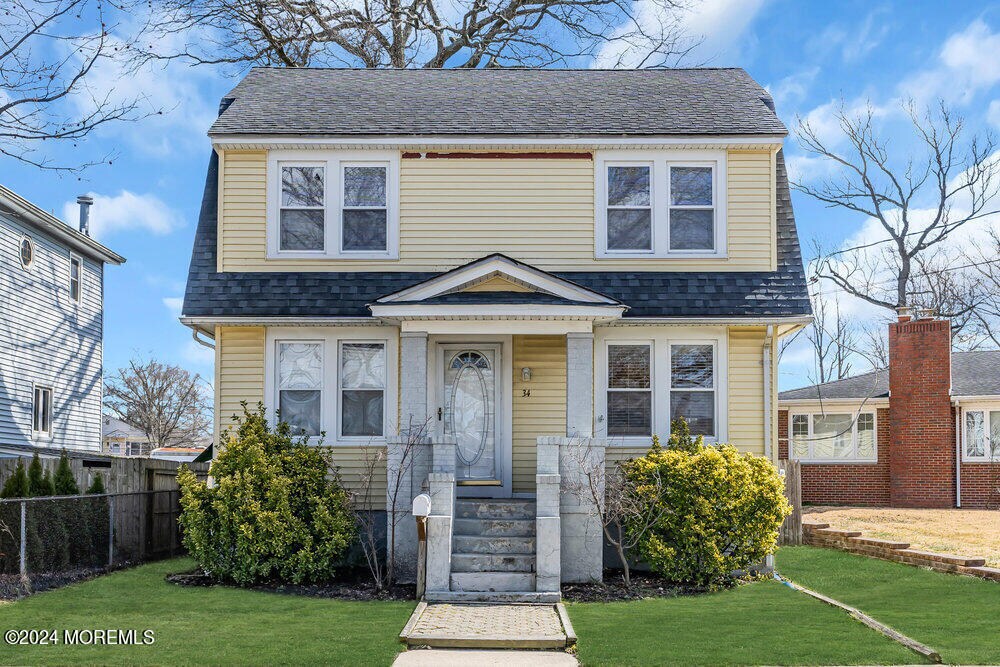 Primary Photo - 34 Beaconlight Ave