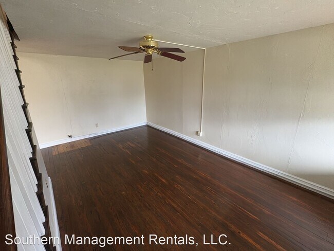 Foto del edificio - 3 br, 1 bath House - 313 W. Railroad Ave