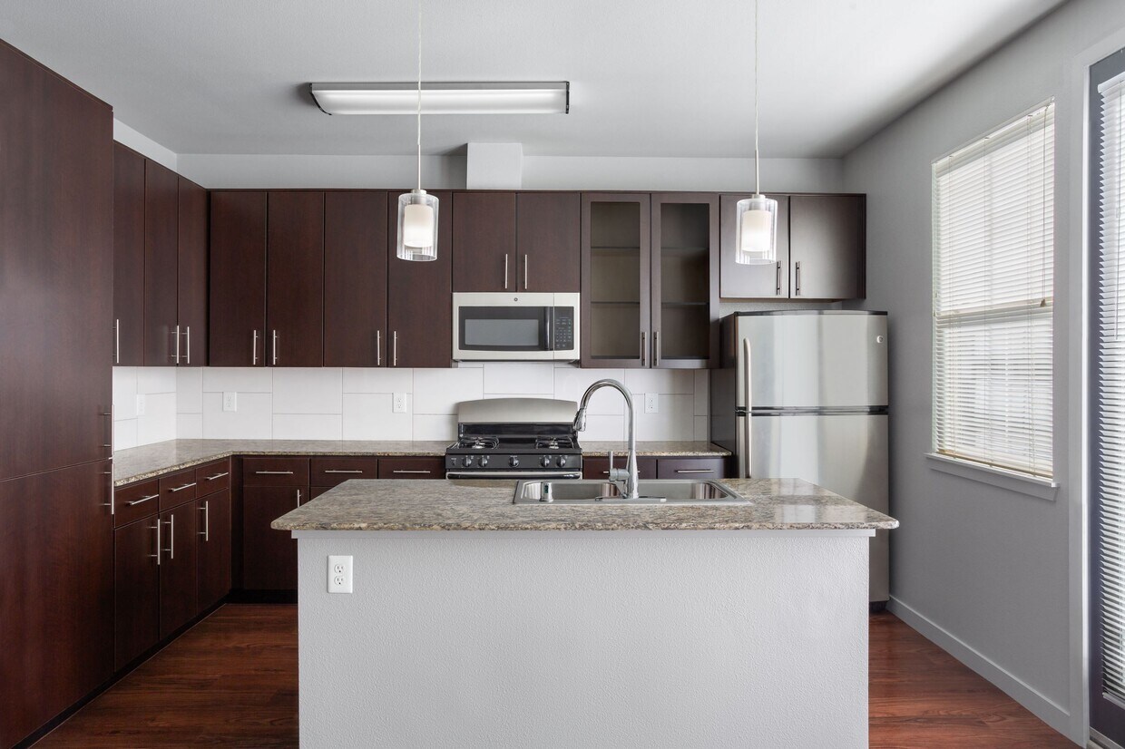 31901 Campanula Way, Temecula, CA 92592