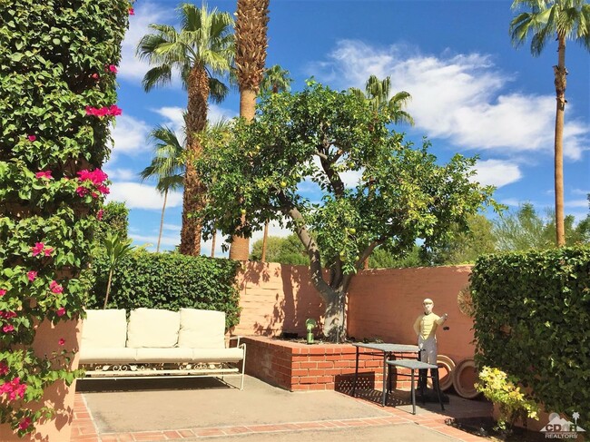 Foto del edificio - 47483 Marrakesh Dr