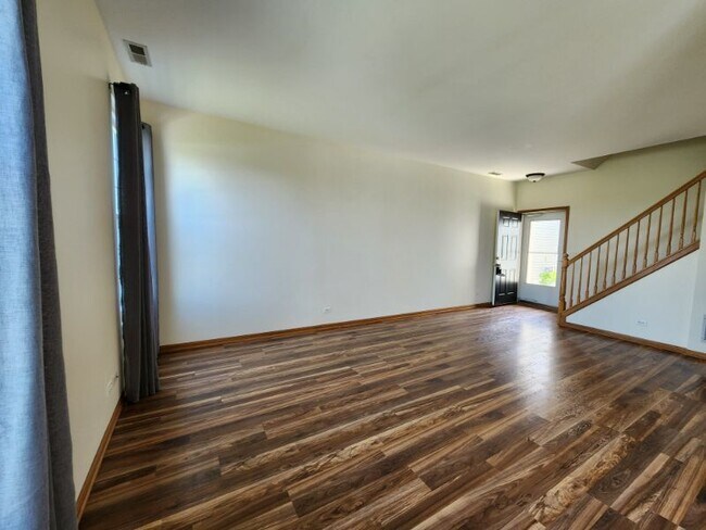 Building Photo - 1804 Parkside Dr