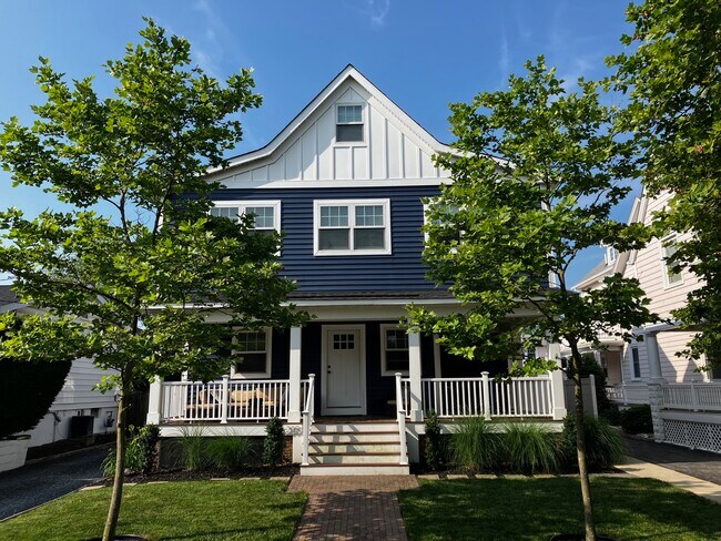 Foto del edificio - 205 10th Ave