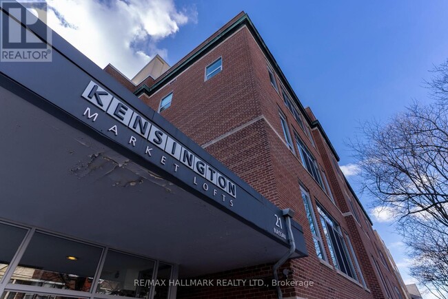 Building Photo - 21 Nassau St