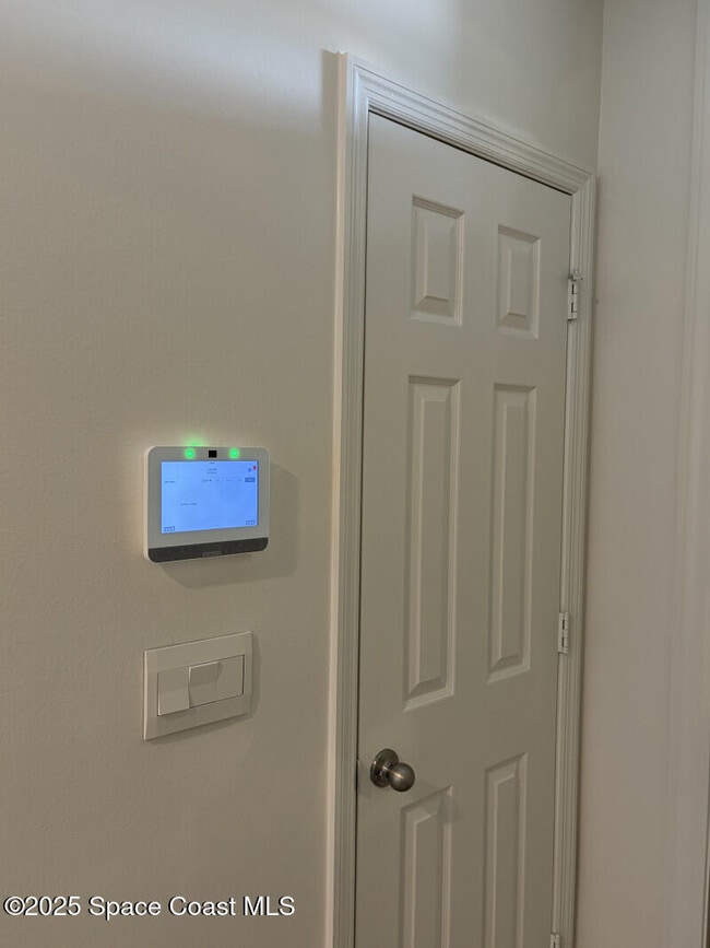 Foto del edificio - 1453 Mineral Lp Dr NW