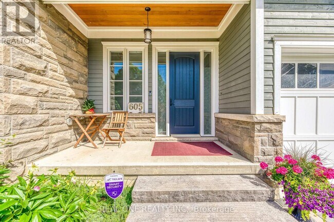 Photo du bâtiment - 605 Unsworth Ave