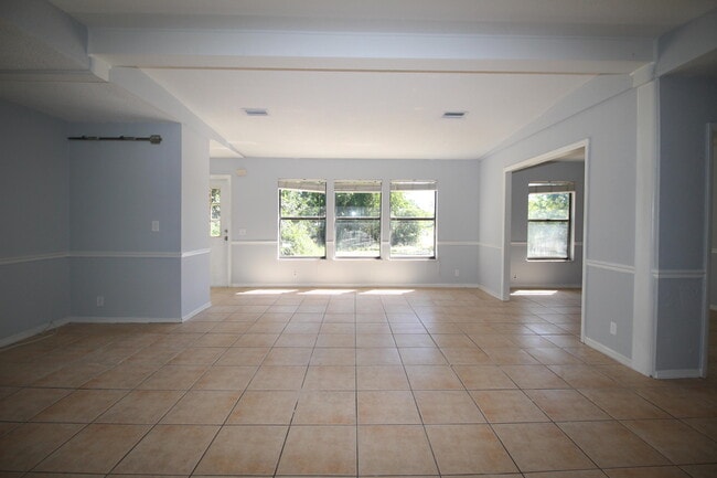 Building Photo - 11681 41st Ct N