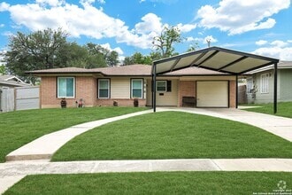 Building Photo - 358 Saratoga Dr
