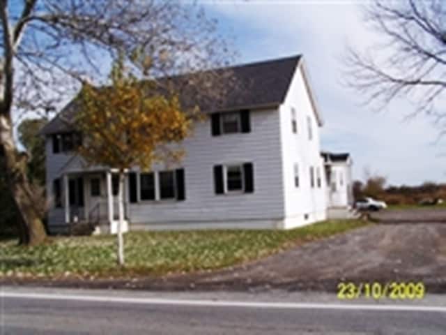 Building Photo - 7574 Lakeport Rd