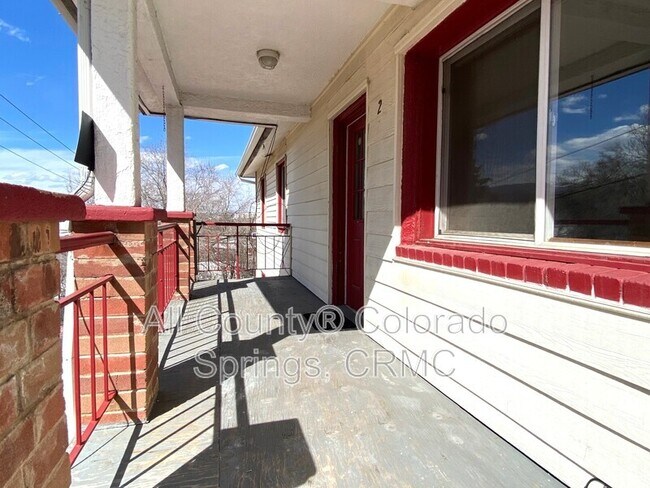 Foto del edificio - 114 W Brookside St