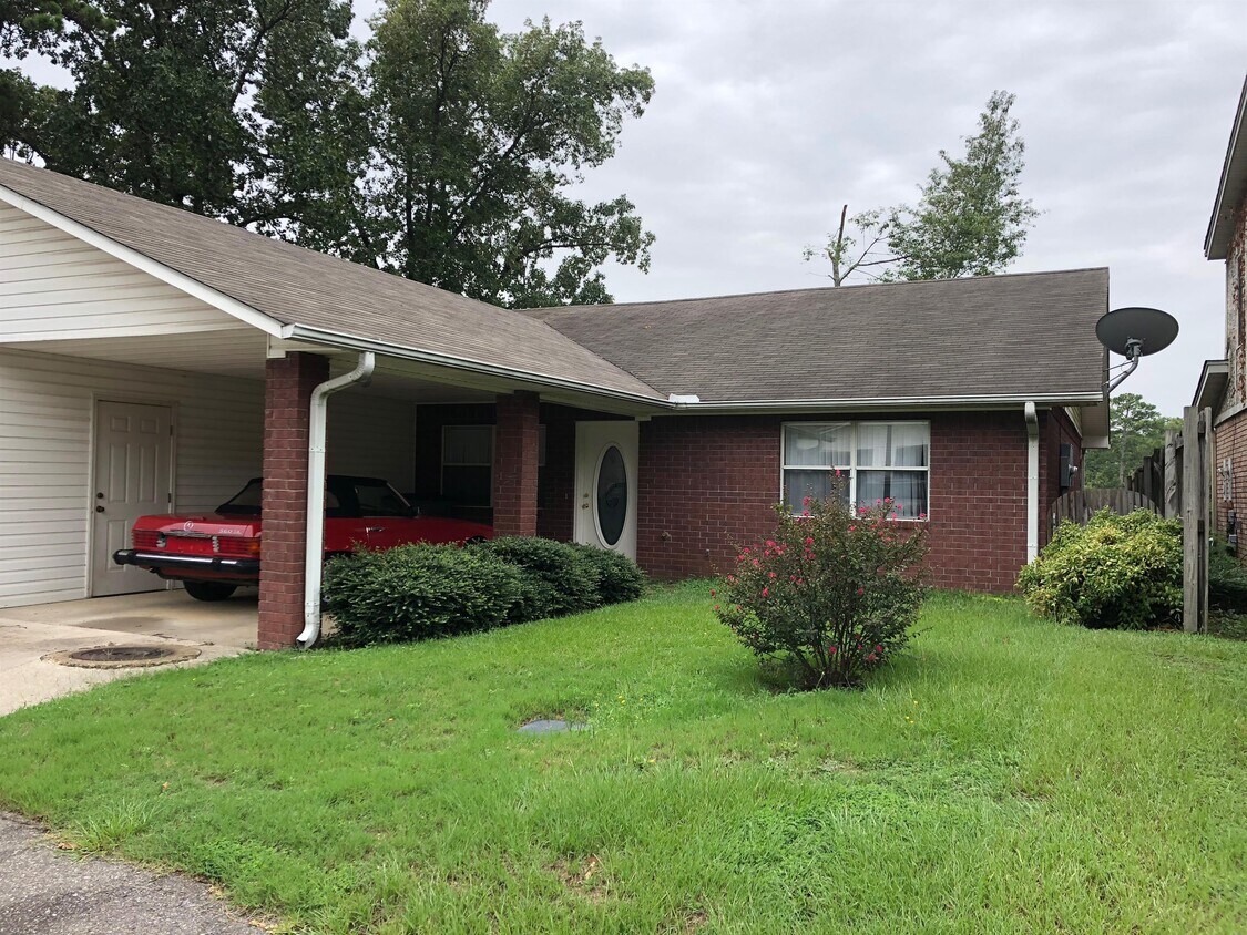Primary Photo - 114 Goodner Ln