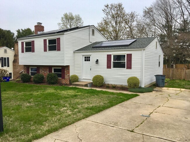 Foto del edificio - Charming 3Bed/2Bath Home in Abingdon