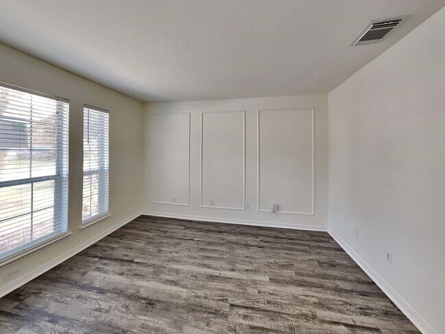 Foto del edificio - 6330 Big Oak Canyon Dr