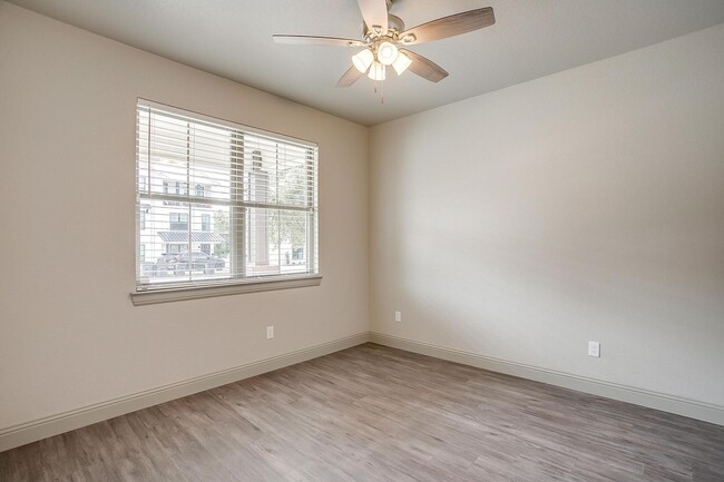 Foto del edificio - 2829 Forest Park Blvd