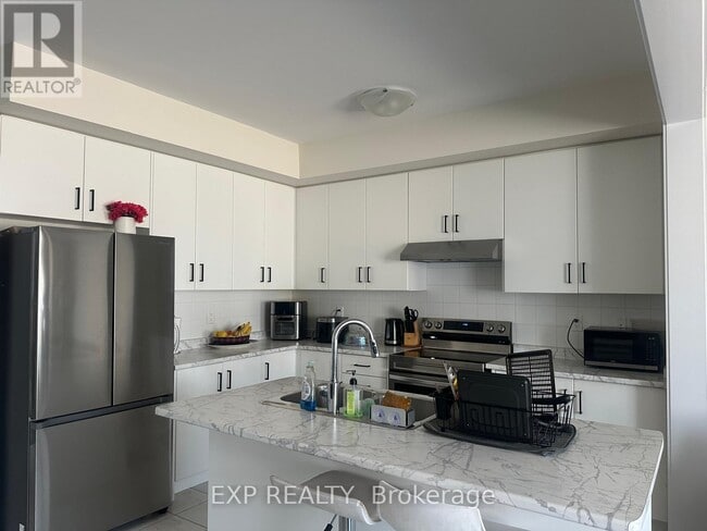 Building Photo - 62 Downriver Dr