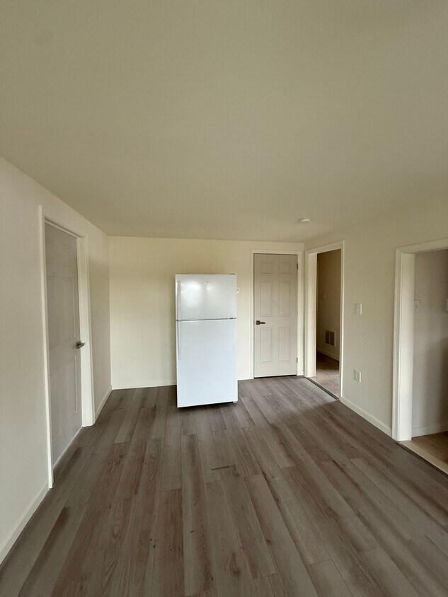 Foto del edificio - 3203 Vickers Rd