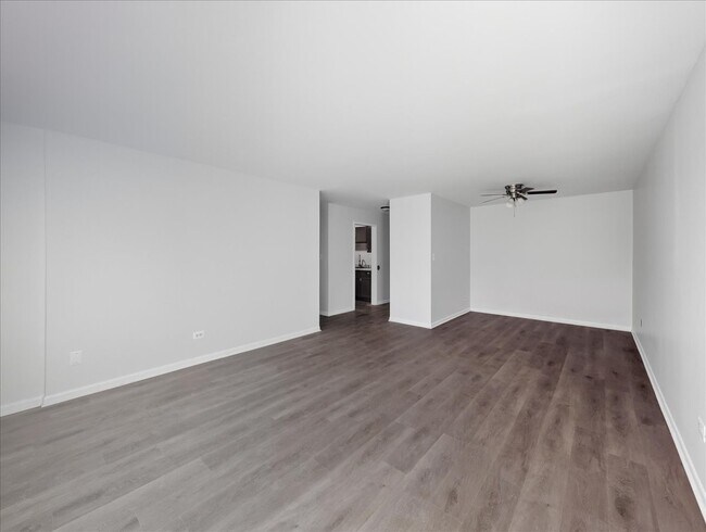 Foto del edificio - 600 McKinley Ave