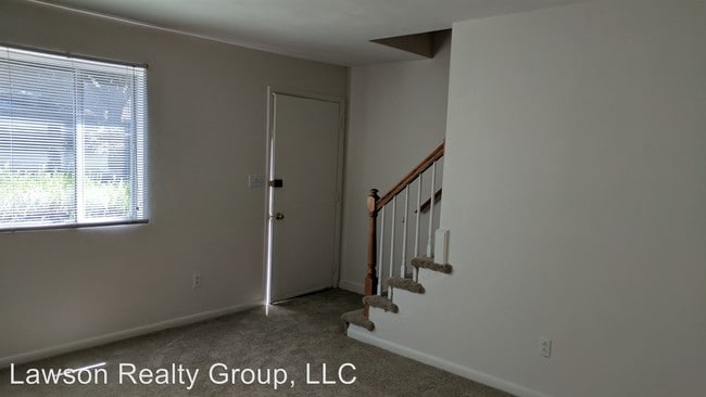 Building Photo - 2625 Stephenson Ave SW