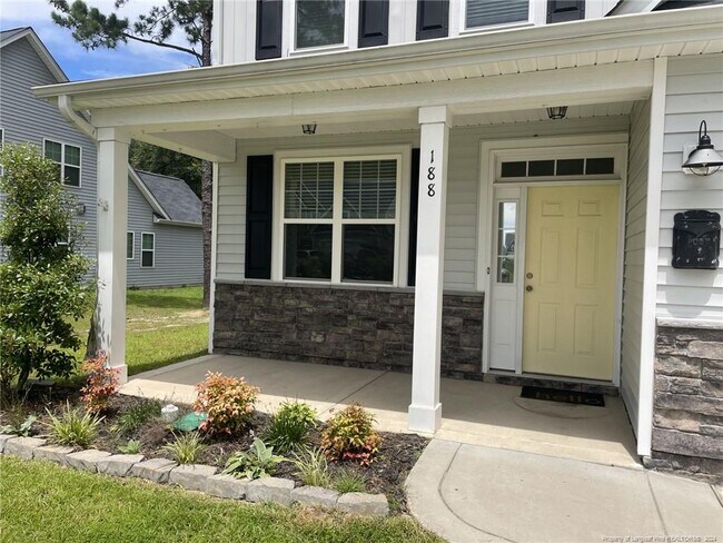 Foto del edificio - 188 Sandy Springs Rd