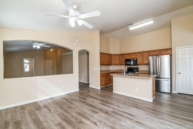 Foto del edificio - 5509 S 34th Ave