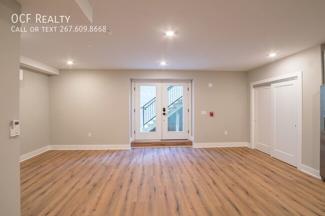 Building Photo - Modern Studio in Cedar Park