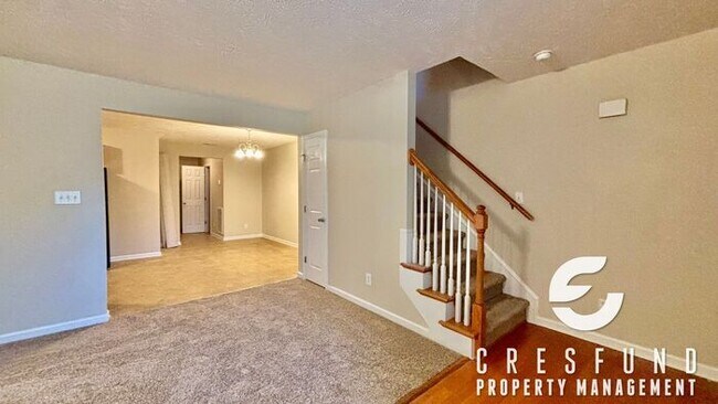 Foto del edificio - 3 Bed, 2.5 Bath Townhome - READY FOR YOU T...