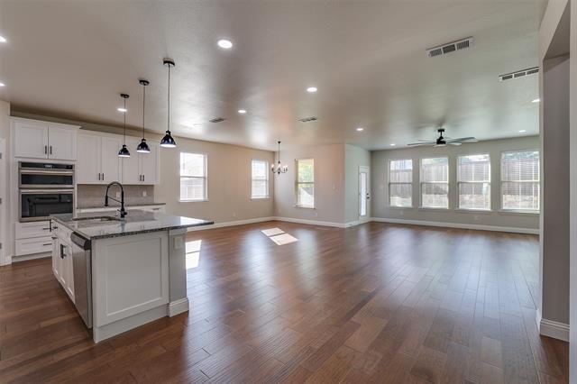 Building Photo - 1804 Eastwood Ct