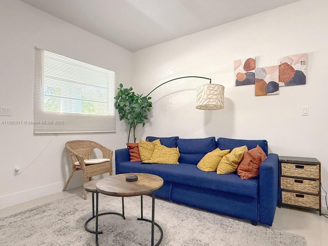 Foto principal - 763 NW 41st St