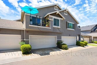 Building Photo - 3410 E Salisbury Cir
