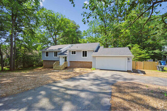 Building Photo - 8209 Idylwood Rd