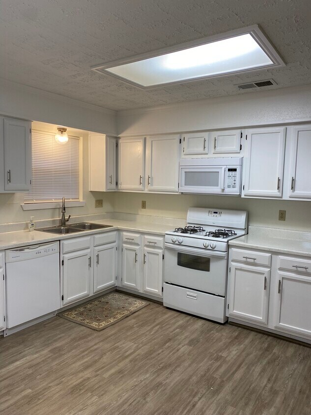 12311 Taylors Crossing Dr, Tomball, TX 77375 House for Rent in