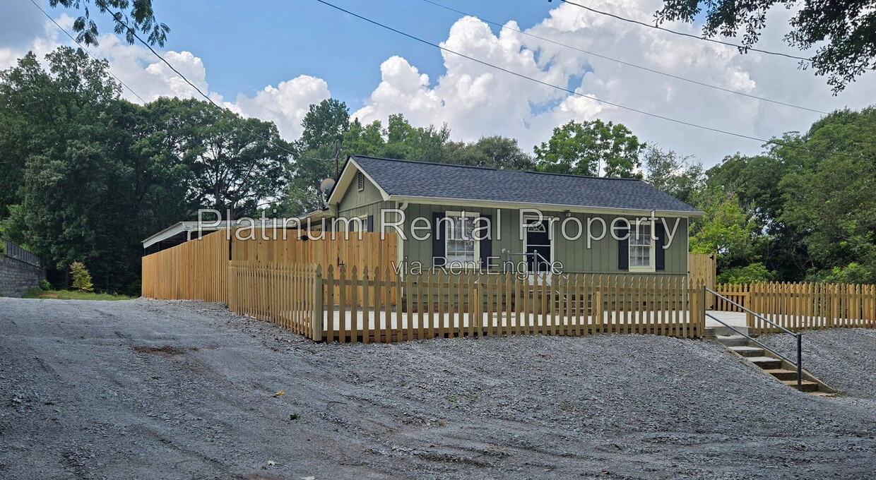 Photo - 1868 Quarry Road