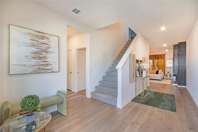 Foto del edificio - 1211 Goodnight Cir