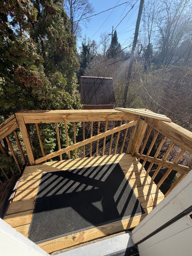 Foto del edificio - 625 Shelford Rd