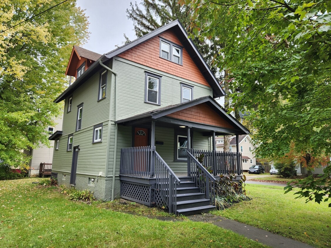 829 Storer Ave, Akron, OH 44320 House Rental in Akron, OH