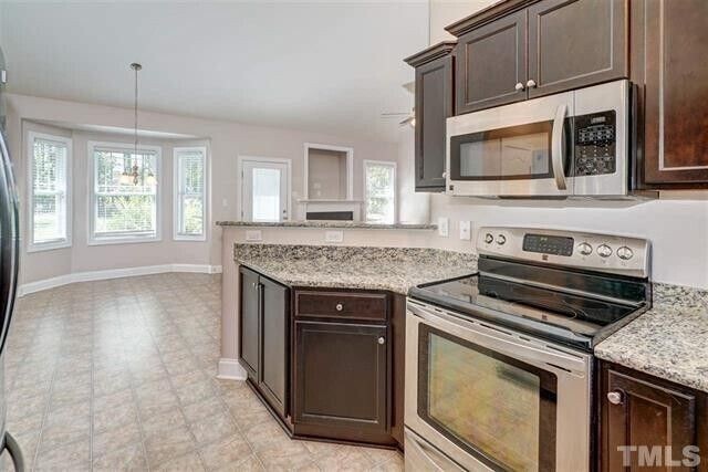 Building Photo - $500 Rent Incentive!!!