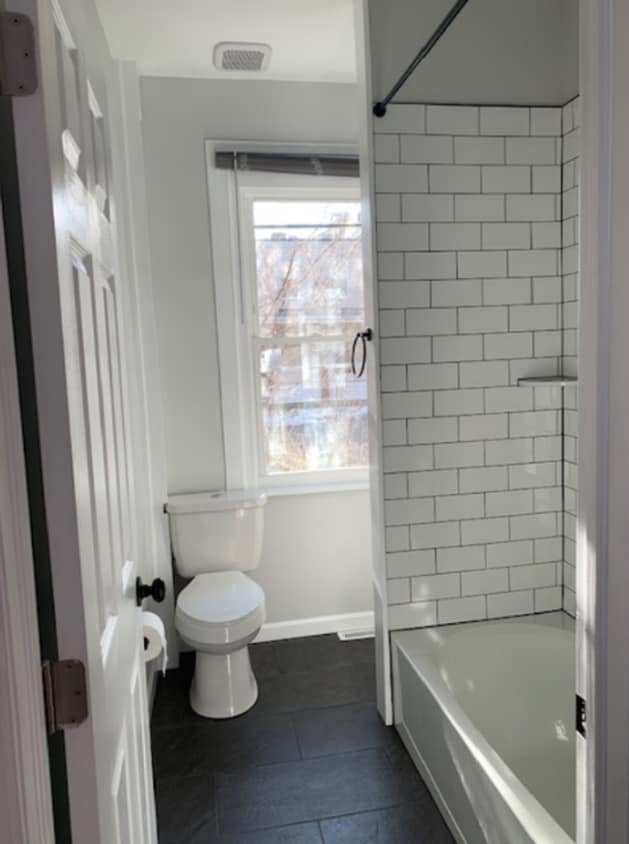 Primary Photo - 346 39th St