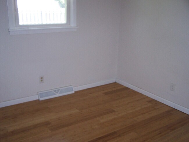 Foto del edificio - 12212 Price Rd